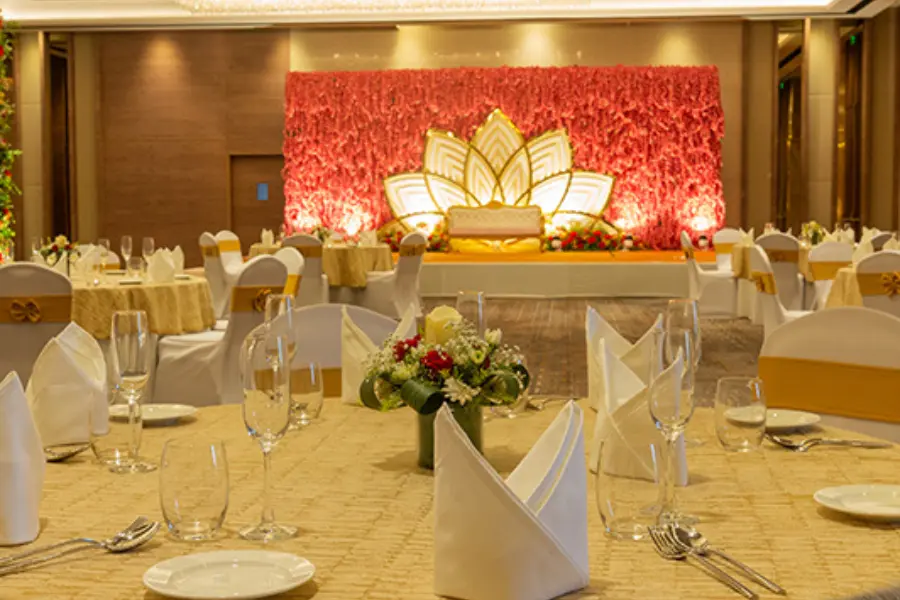 Best hotels in Kolkata and Best hotels in Dhanbad